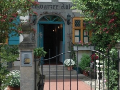 照片: Schwarzer Adler